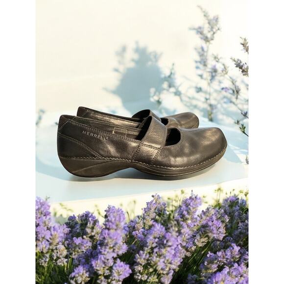 Merrell Black Leather Flats - Picture 3 of 6